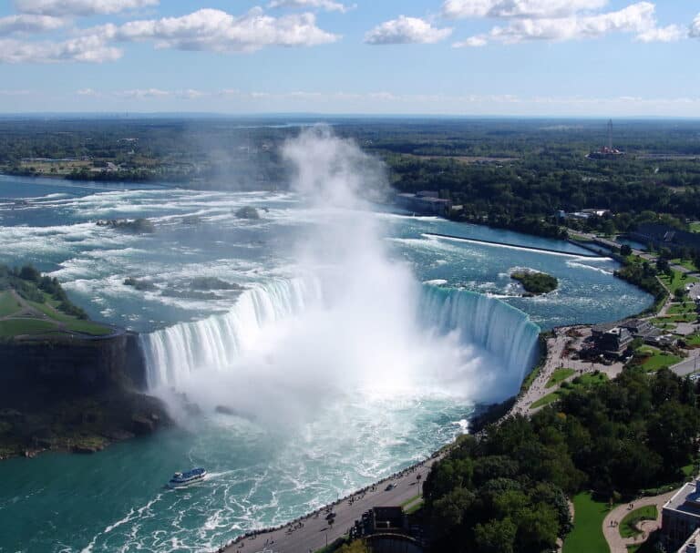 Les chutes du Niagara : entre romantisme et aventure