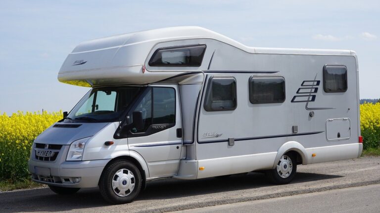 Les différentes raisons pour lesquelles vous devriez louer un camping-car
