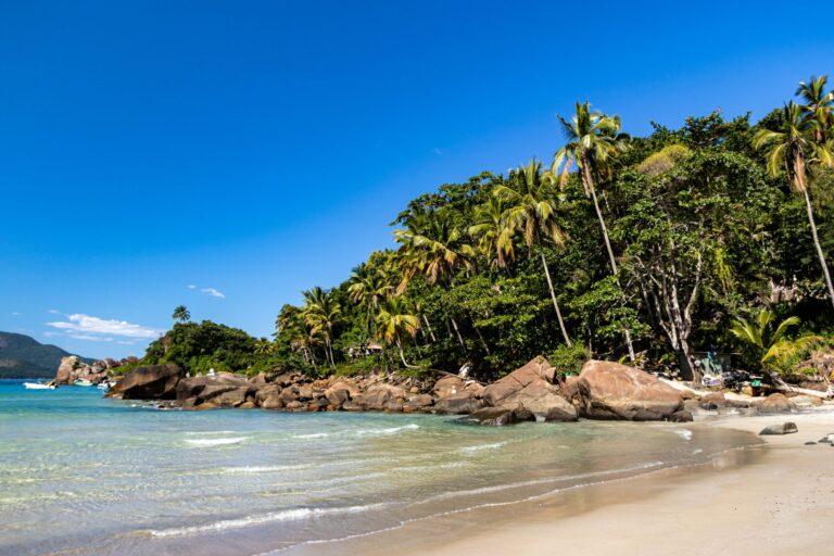 Quels sont les trésors cachés à explorer dans les destinations de rêve ?